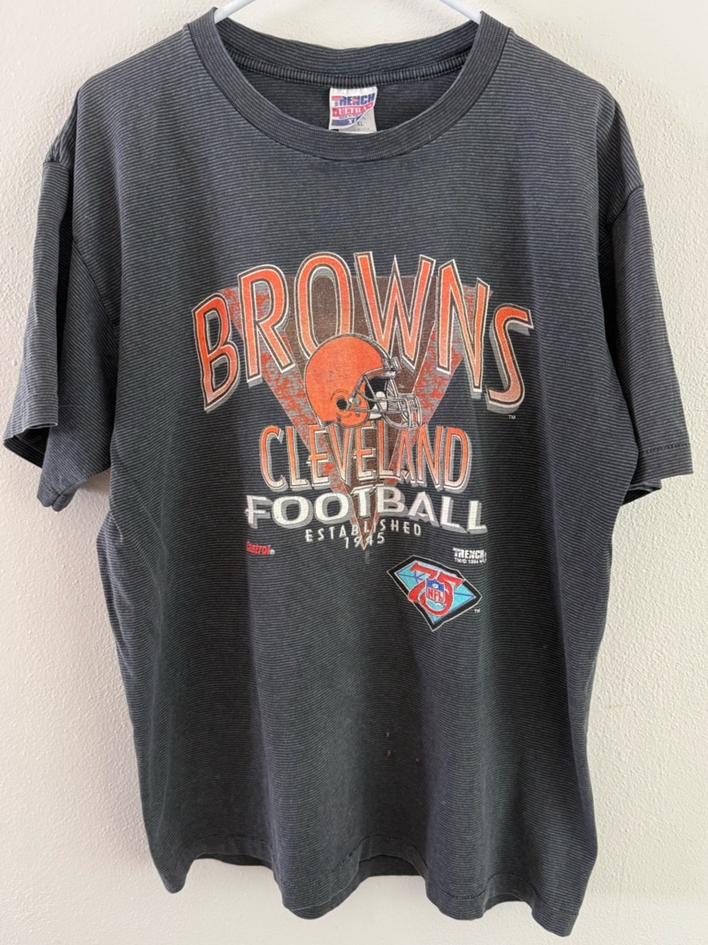 VINTAGE 1994 Cleveland Brows Tee